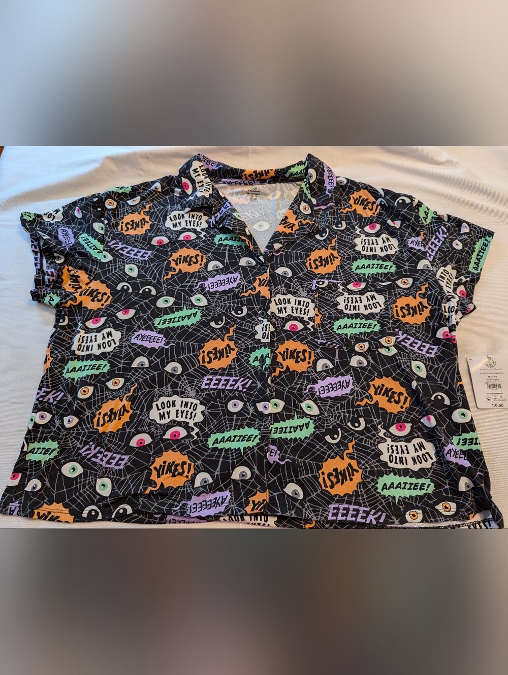 Halloween Sleep Shirt Size XL. BNWT